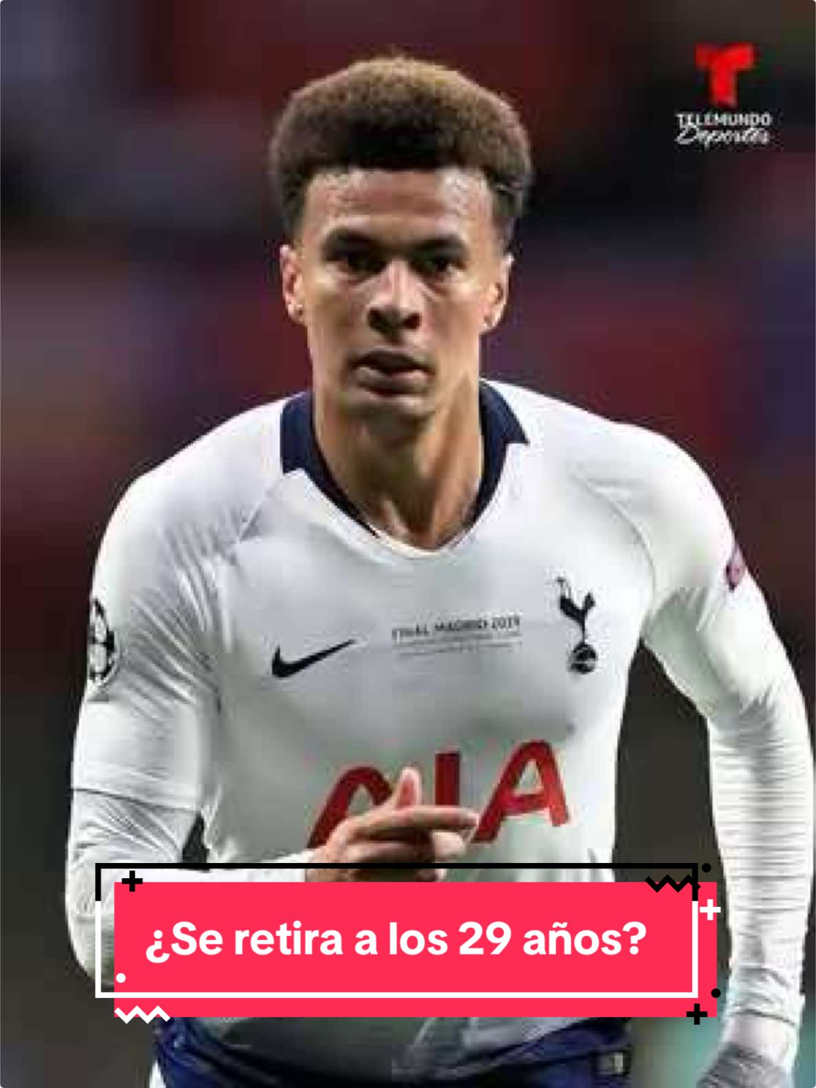 De valer 100 millones… a pensar en el retiro en solo 6 años 😔💸 Dele Alli era la gran joya del fútbol inglés: brilló en la Champions, fue figura con los Tres Leones… y hoy, está al borde de colgar los botines. 😳⚽ ¿Debe decir adiós o todavía le queda una última oportunidad? 👀🔥 #DeleAlli #TottenhamHotspur #Futbol #ViralReels #PremierLeagueTelemundo #Soccer