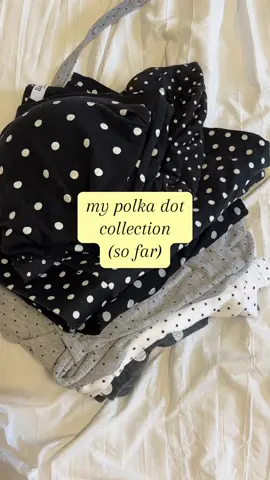 polka dot collection 💌everything was thrifted! I want other colorways.. but all I find is black and white 😭😭 #polkadot #clothinghaul #haul #clothecollection 