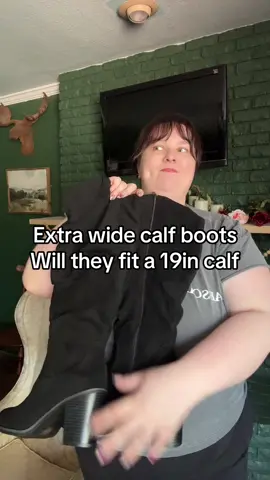 There cute but will they fit? #fashion #widecalf #widecalfboots #plussize #thickthighessaveslive #fallfashion #boots #solideogloria 