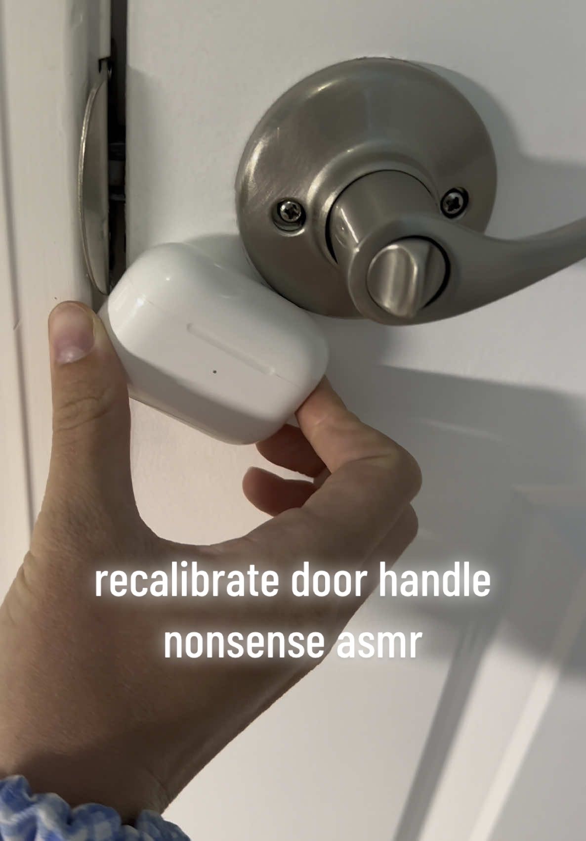 Replying to @laura lol and DO NOT skip step 5. it’s ABSOLUTELY NECESSARY for safety. if you guys need help with the hinges let me know i can do those too!! #asmr #asmrtist #asmrsounds #asmrvideo #asmrkea #calm #relaxing #softasmr #nonsenseasmr #oddlysatisfying #weirdasmr #unpredictableasmr #softspoken #softspokenasmr