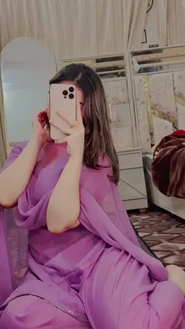 Haye m mar he jaon 🤌🙈♥️#viral #saiyara #tiktoklive 