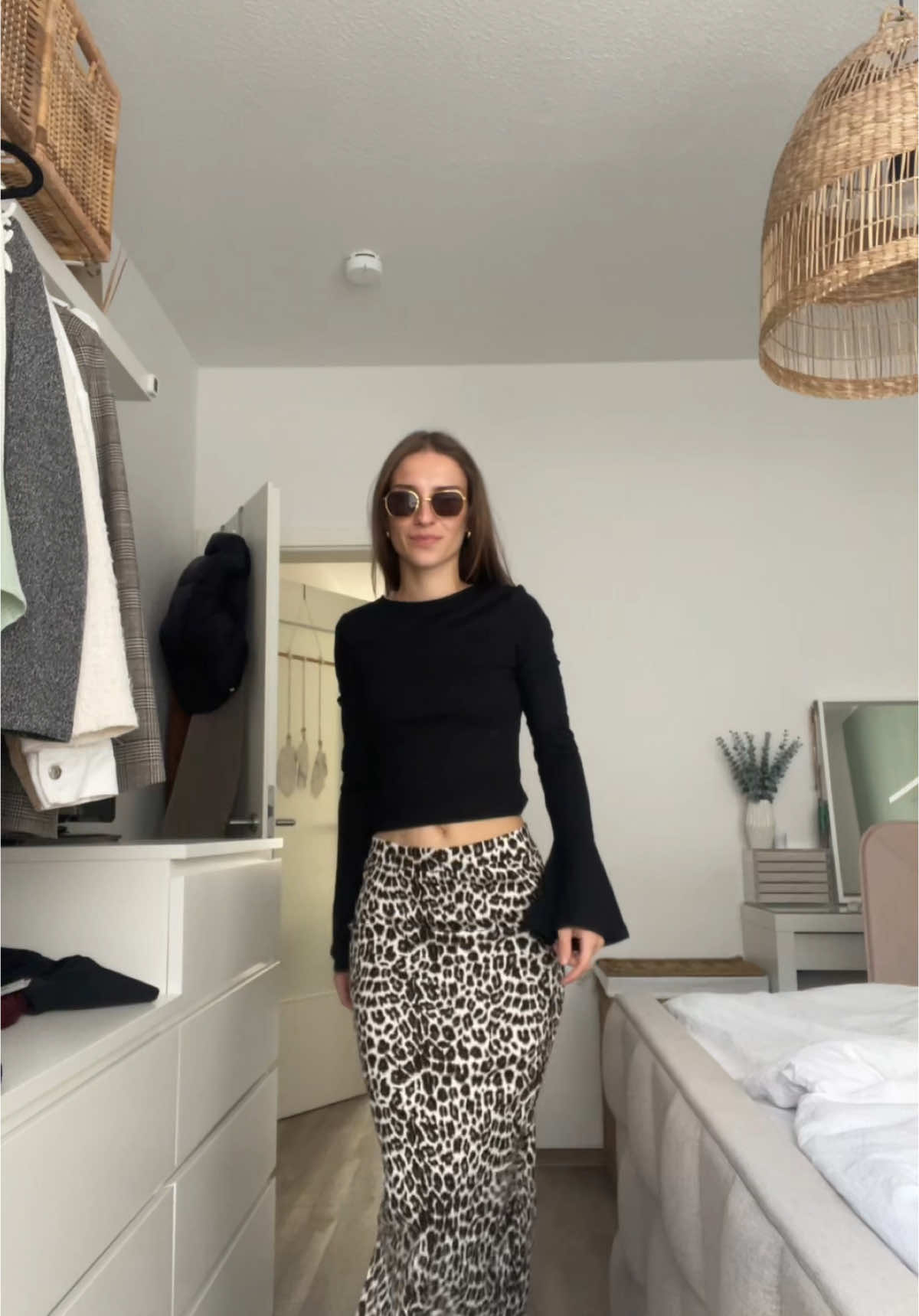 F I R E #fyp #ozzyosbourne #90smusic #90 #foryou #outfit #hardrock #heavymetal #ootdinspo 