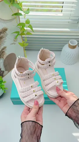 Sandal chiến binh dây Tết da mềm #achakids #sandalchienbinhbegai 