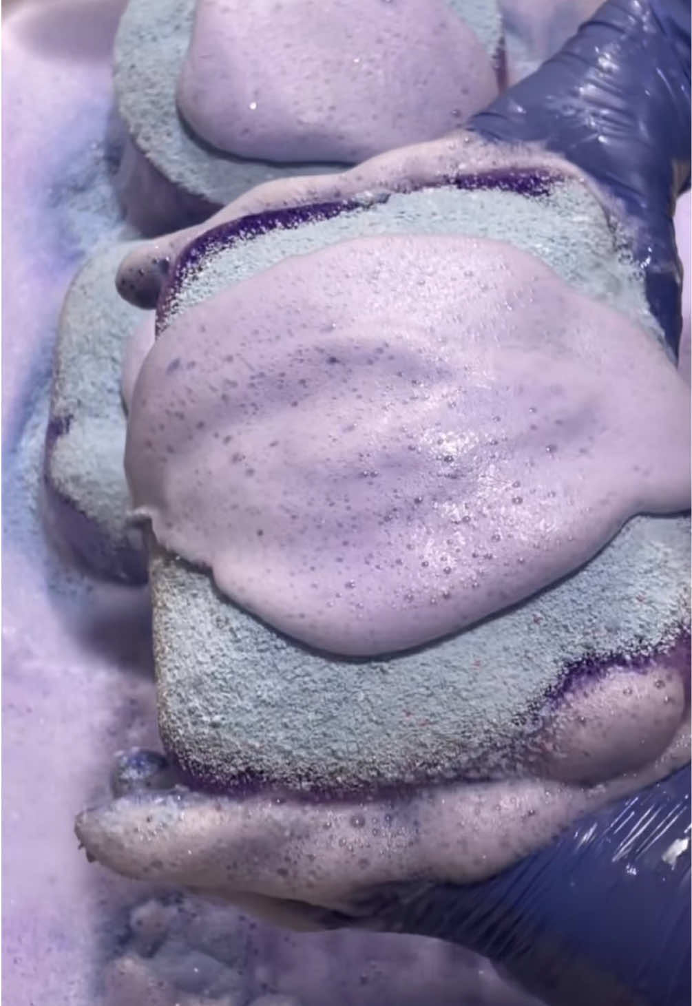 #foryoupage #powderbomb #foryou @dreamysqueezes #viral #blowup #ariascompss 💜 - happy birthday 🥳 to her!
