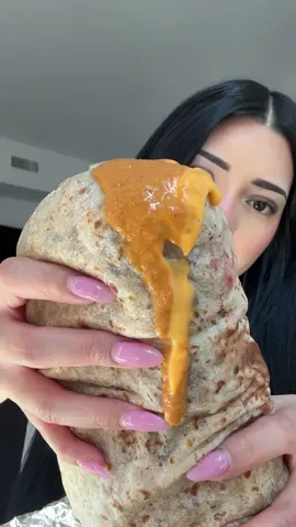 Hot Cheeto burrito mukbang ❤️ my favorite burrito #Foodie #mexicanfood #talkingshow #eatingshow 