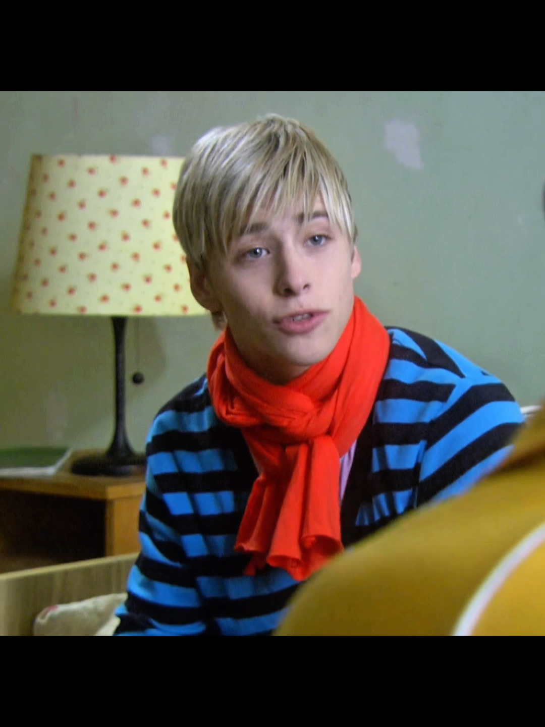 meu gringo, lindo e loiro 😭🩵 #maxxieoliver #skins #skinsuk #skinsedit 