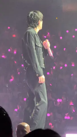 Take me back to this night with Jin! Thank you for an amazing US tour!! Cheering you on for the rest of your tour! 화이팅!  #jin #진 #runseokjin_eptour #runseokjin #wwh #worldwidehandsome 