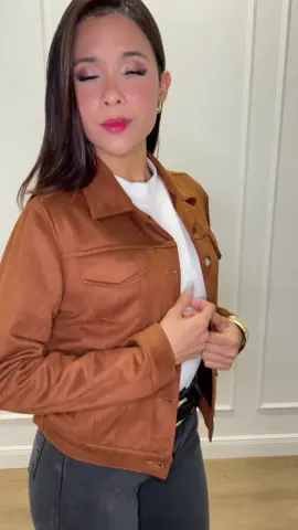 Chaqueta Suede disponible en colores tallas S - M - L encuéntranos en Dulce Maky gamarra 820 galería azul 2do sótano tda 49 #moda #chaqueta #gamarra #tallas #gamarramayorista #invierno #jackets 