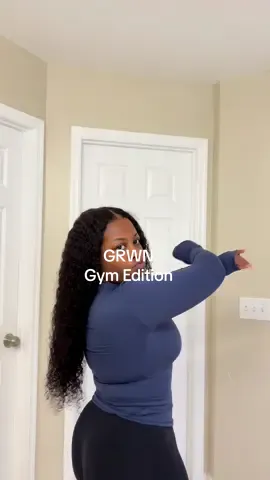 Get ready with me for a quick gym session! #grwm #getreadywithme #gymvlog #grwmforthegym #gymgirl #gymbag 