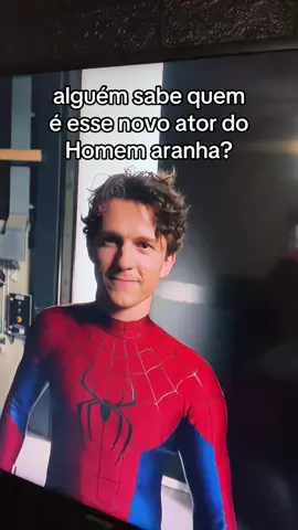 alguém sabe o motivo de terem mudado o ator do Homem aranha? E eu não consigo lembrar do antigo... #ofreittas #homemaranha #spiderman #spidermanbrandnewday #marvelstudios 