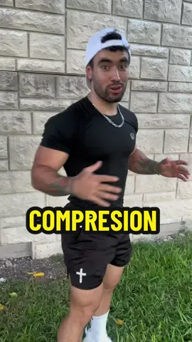 Hoy se come Gallina #compressionshirt #gymoutfit #tiktokshopbacktoschool 