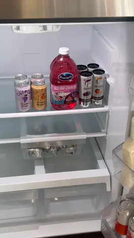 #fridgerestock #fridgeorganization #newbeginnings #reset #drinkhaul 