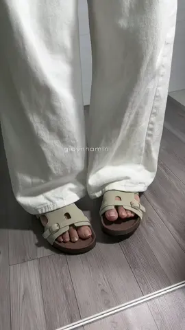 Trả lời @N Tb Vibe này xinh hông?  #dép #giày #sandal #xuhuong #viral #muataitiktok #trending #giaynhamin #giaynhamin 