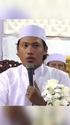 Gus Nidhom Asrori #gusnidhom #alkhidmahindonesia #alkhidmahgresik #alkhidmahpantura #ukhsaficoplercommunity 