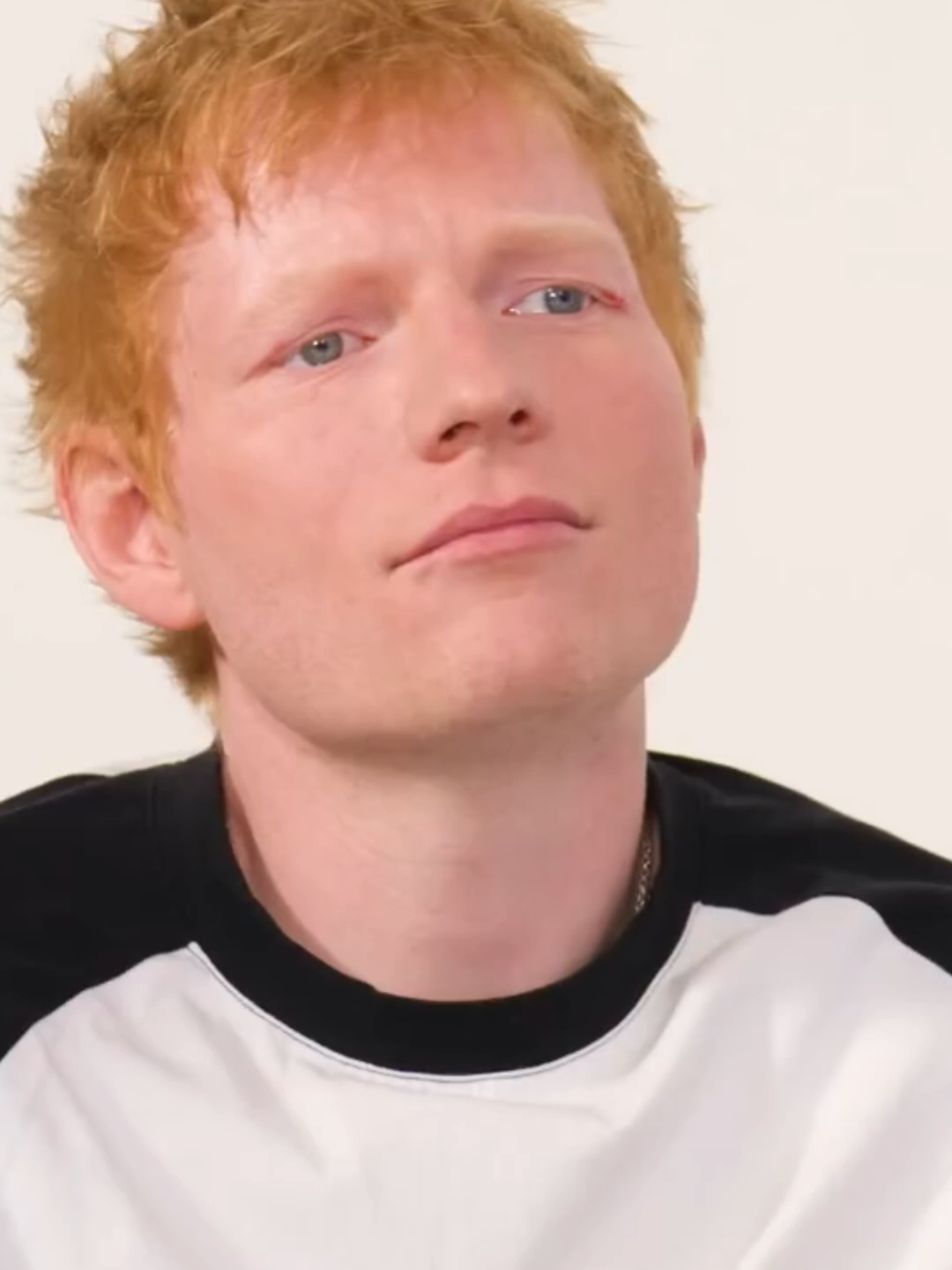 She Got EXPOSED Trying to Fake a Record Deal 😳💀 | #edsheeran  She said she was signed to Warner… Ed Sheeran asked one question and the whole story fell apart 😭 This panel was NOT letting it slide — music industry knowledge on 100. #music   #musicfails #funny  #funnyclips   #fypage   #foryou  #betasquad   #musicchallenge