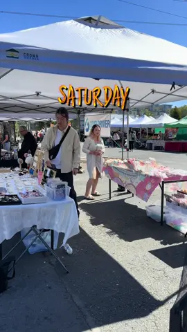 Join me at the farmers market💐 #LifestyleVlog #SoftLiving #ContentCreatorJourney #VlogLife #RomanticizeYourLife #farmersmarket #aesthetic 