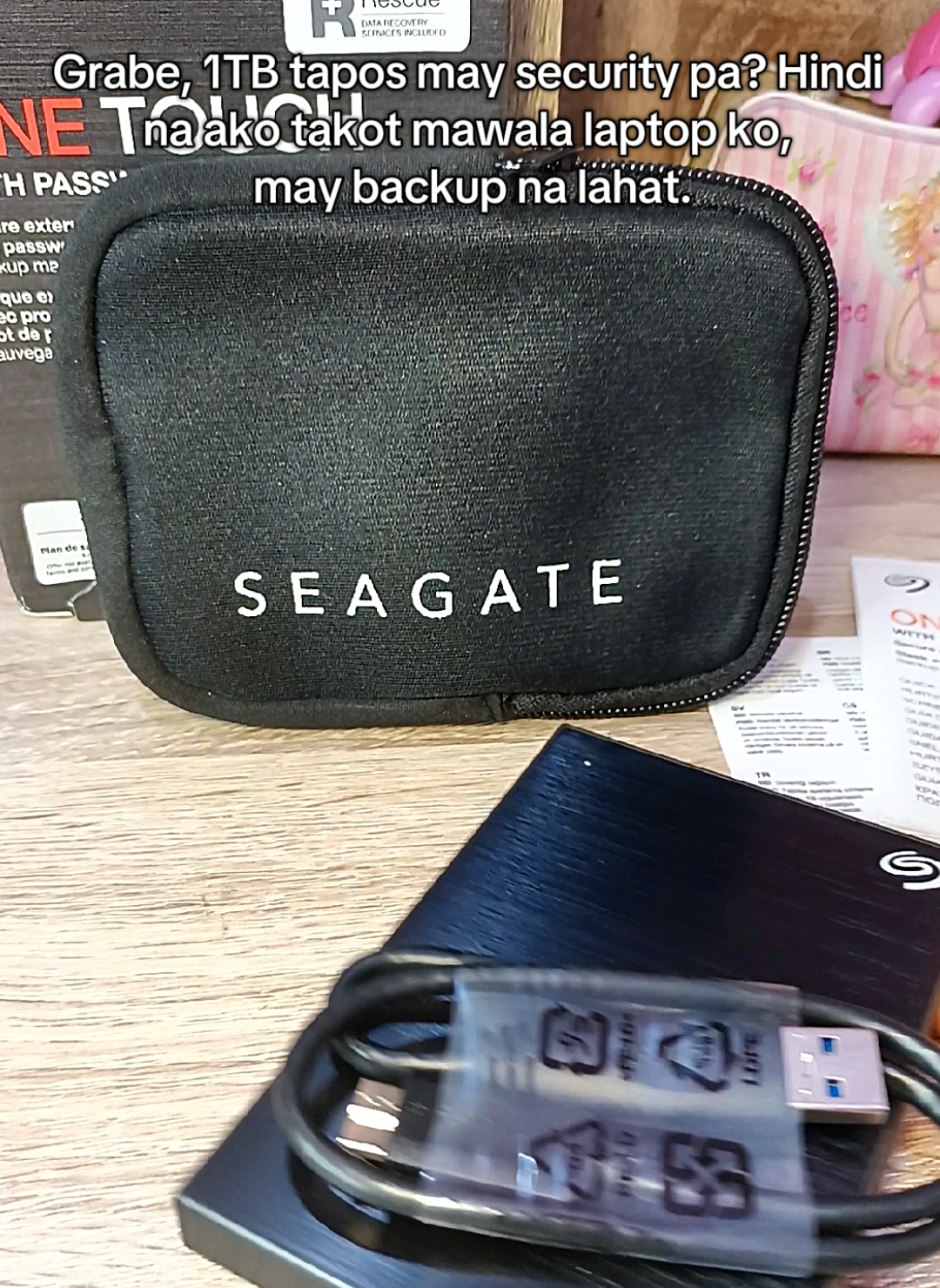 Laging kulang ang storage ng laptop ko, tapos nakakastress pa pag may kailangan akong burahin para lang mag-save ng bagong files. Buti na lang I found the Seagate STKY100040 1TB One Touch with Password USB 3.0 External HDD — plug and play siya for both Windows and Mac, may 1TB storage for all my photos, videos, and work files, plus may password protection pa for extra peace of mind. Now I can back up everything safely without worrying about space or security. #SeagateExternalHDD #1TBStorageSolution #PasswordProtectedDrive #ExternalHardDriveForMac #SeagateOneTouch
