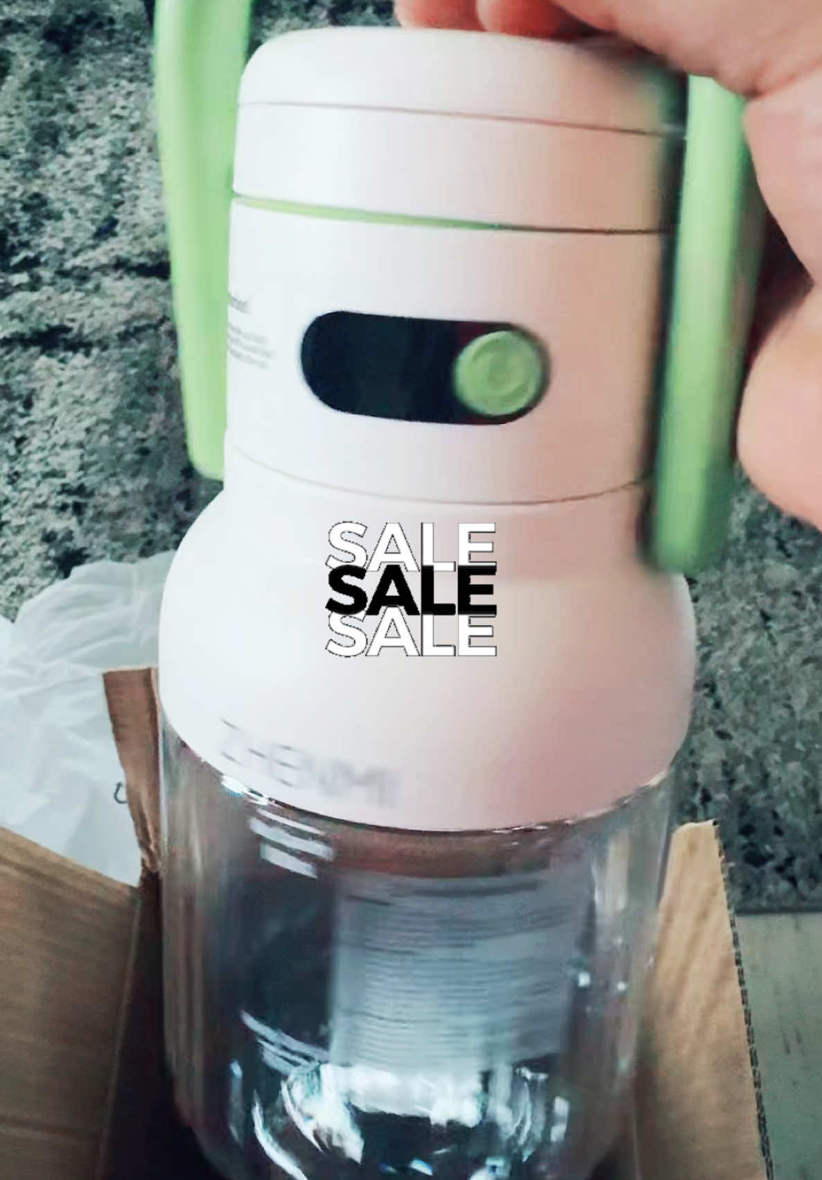 Sooooo tea 🤏🏽🤏🏽 It’s a BLENDER & A CUP!!!! #trending #backtoschool #foryou #tiktokshop 