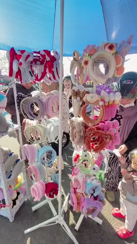 Aduh gk kuat bando nya lucu-lucu bgt 😍😍  Agustus full model baru yg jarang kalian temuin di store manapun 😋 #tolhk #bakulbando #bandolucu #serbalucu #aesthetic 