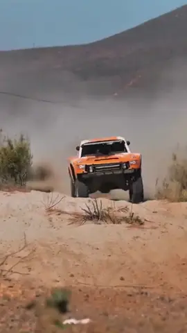 The true definition of FLAT OUT! Milkin that throttle! 🎥: @239films 🛻: @troygrabowski2 #offroading #offroad #racing #desertracing #desert #baja1000 #baja500 #sanfelipe250 #mexico #tricktruck #trophytruck #baja #SCORE #concretemotorsports #sanfelipe250 #239films #boom #flatoutoffroad #flatoutco
