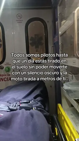 Solo quedará en un recuerdo 🥲 #accidente#piloto#moto#ambulancia #emergencia 
