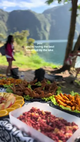 Slow morning ☀️ #lakeholon #breakfast #nature 