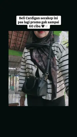 #OOTD #cardiganrajut #sweater #ootdfashion #cardigankancing #cardigan #atasanwanita  