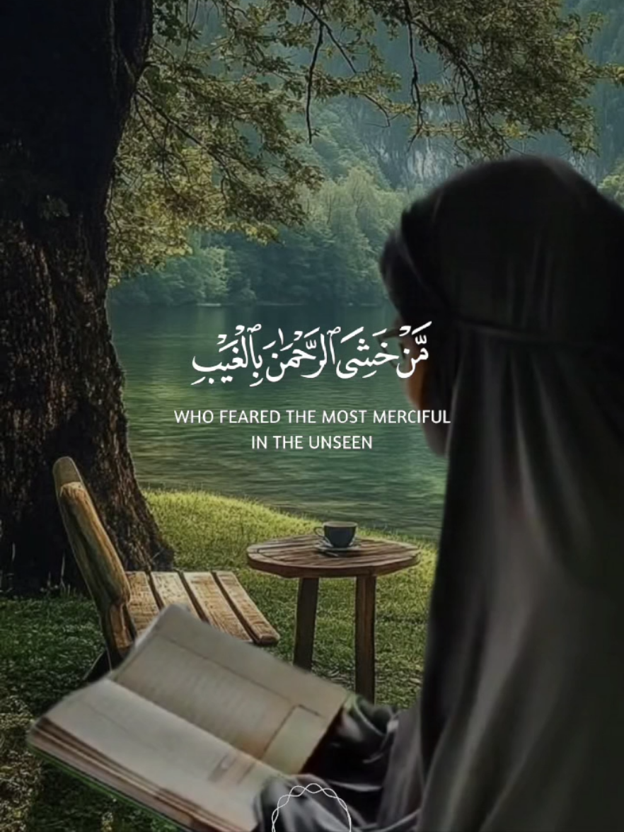 (iaitu) orang yg takut kepada Tuhan Yg Maha Pemurah sedang DIA tidak kelihatan (olehnya) dan dia datang dengan hati yg bertaubat. Masuklah syurga itu dengan aman, itulah hari yg kekal. Mereka di dalamnya memperolehi apa yg mereka kehendaki, dan pada sisi Kami ada tambahannya. (Surah Qaf : 33-35) 🤍💚 #Qaf  #Qaf33_35 