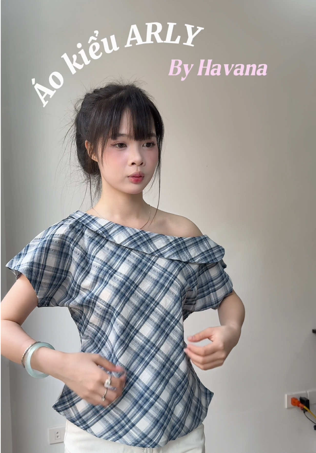 Áo này có chiết eo nên nhìn thon người lắm lun á @Havana #havanadanang #maimotmacgi #myoutfit #xuhuong #outfit 