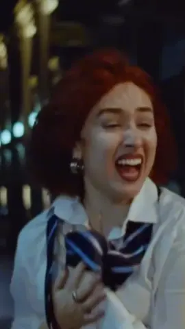 I can’t be the only one who thinks she looked like LOIS #loisgriffin #thesubway #chappellroan 