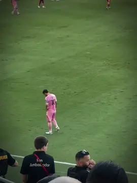 Messi today is a injury 💔🥹 #barcelona #viscabarca #messi #bidarleyygirl 