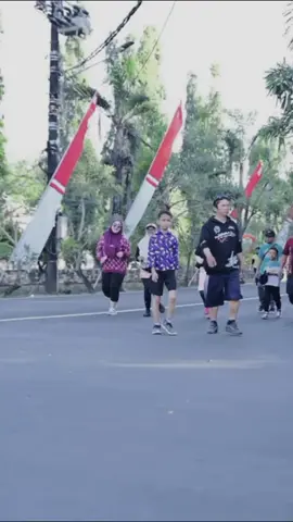 Antara beban hidup yg berat atau berat  badan 😂😂😂😂