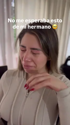 Me sorprendió 🥺❤️‍🩹 #hermanos #regalo #fypツ @Osky 