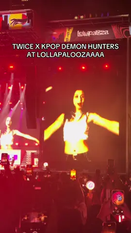 HONMOON SEALED AS FUCKKK @Lollapalooza USA @TWICE #twice #kpopdemonhunters #lolla