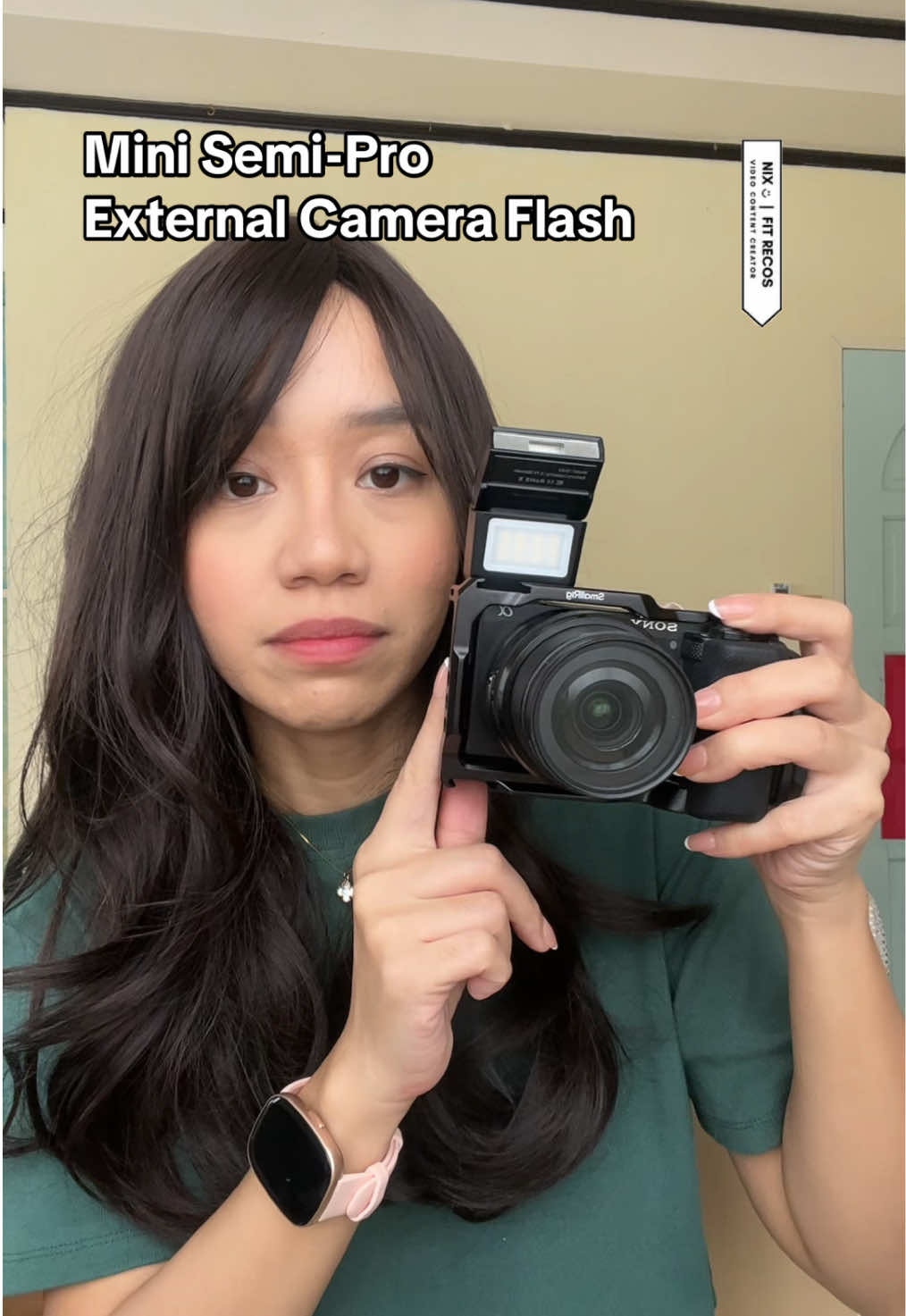 Who brings gigantic flash on a random day? Not me! #minicameraflash #ulanziflash #ulanziSL03 #flashphotography #techvlog #sonyzve10  @Ulanzi Philippines 