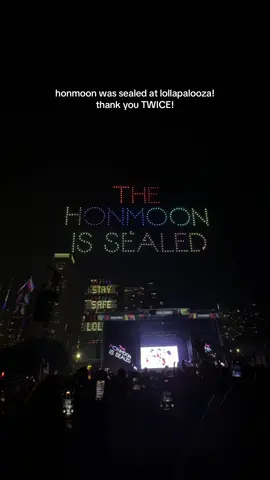 if you saw this drone show in person you know how insane it was #twice #lollapalooa #kpopdemonhunters 