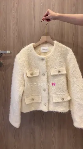 Em quay bằng cam thường đó nha  cả nhà yêu❤️#áokhoac #viral #fpyシ #foryou #xuhuongtiktok 