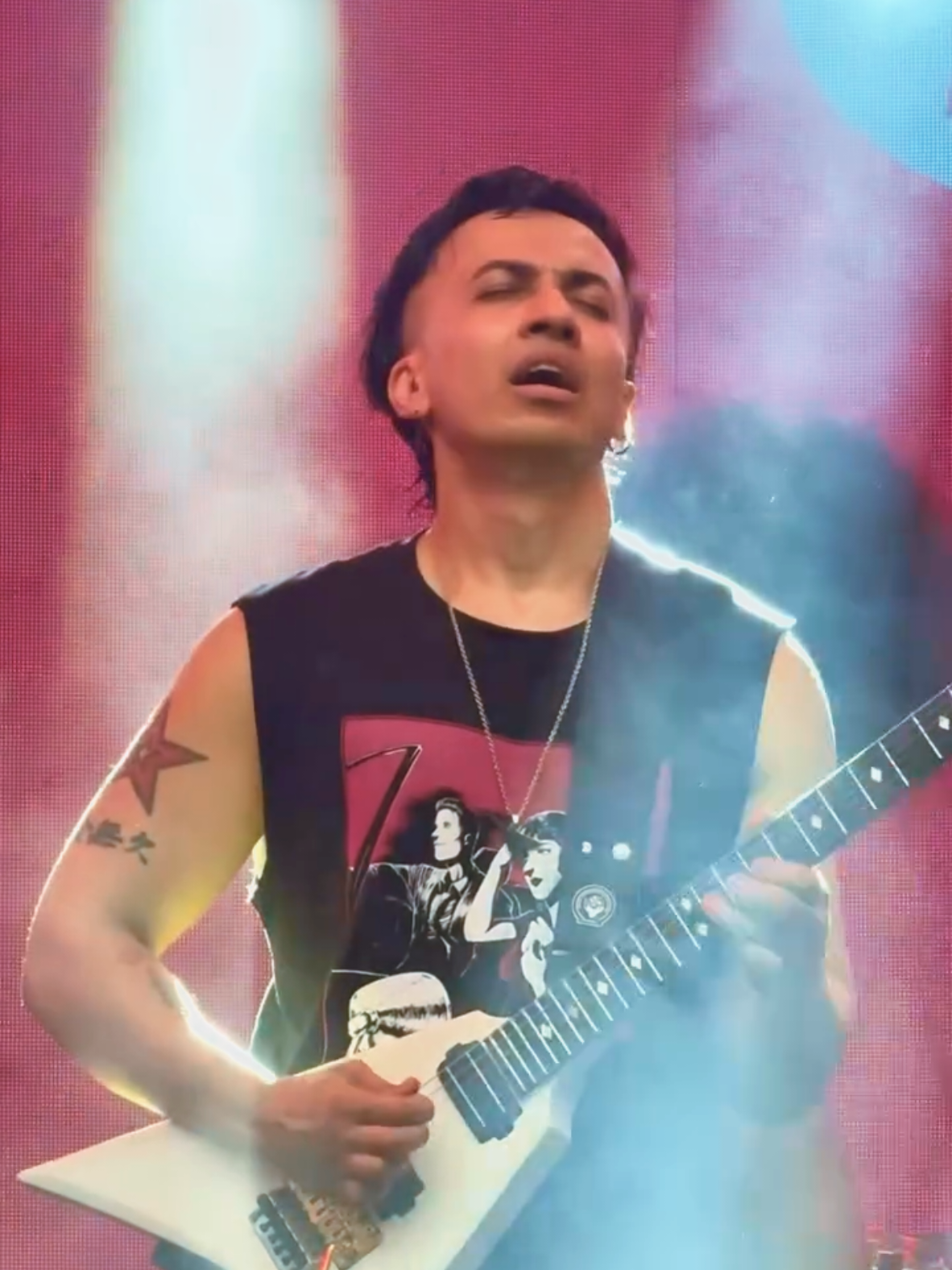 What a Show Oni Bhai 🫶 #sayem000 #onihasan #live #foryou #rockbands 