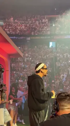 Bad Bunny interpretando 