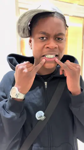 DM now to get yours done. #sosagrillz #customgrillz 