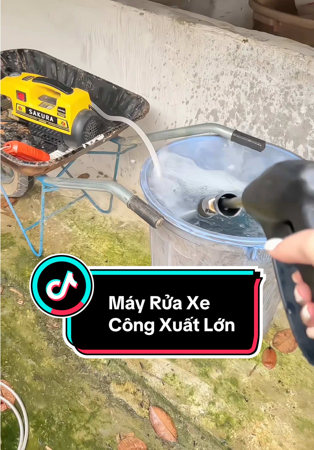 Máy rửa xe công suất lớn phục vụ cho gia đình giá bình dân #m#mayruaxem#mayruaxesakuram#mayruaxeapluccaom#mayruaxegiađinhh#huongbinhthuong