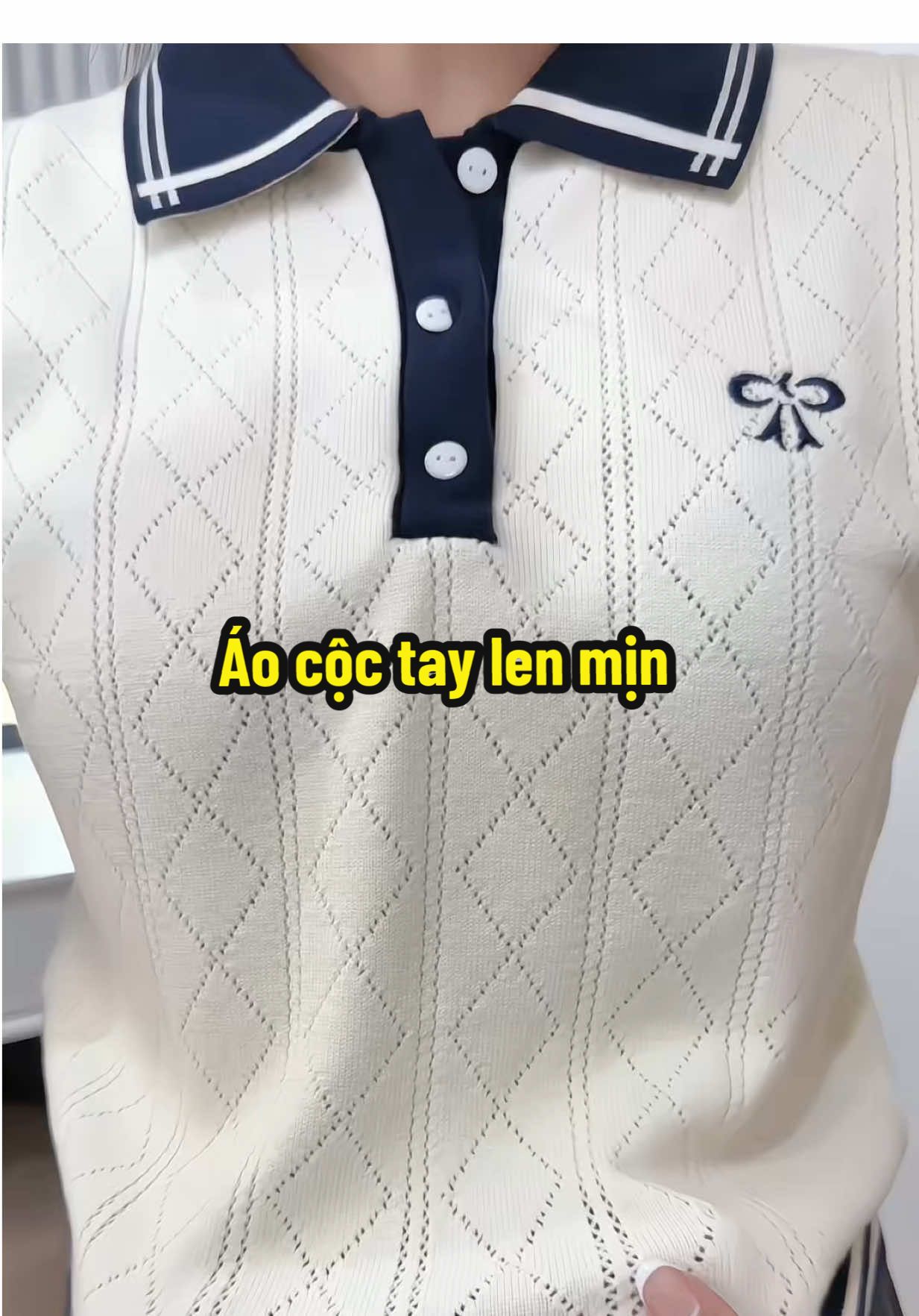 Áo xinh lắm mấy bà ơi #thaothanhthat99 #aococtay #aopolodep #aopolonu #aoxinhhottrend #aodep_baochat #aoxinhhottrend #aoxinhchonang #mixdodep #phoidoxinh #deliz #delizvn #shopping #muataitiktokshop #thoitrangnu #thoitrangcongso 