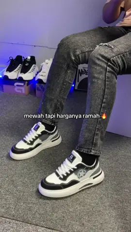 Rekomendasi sepatu sneaker keren sepatu cowok casual sepatu kekinian cowok harga murah dan berkualitas 🔥 #sepatusneaker #sepatukeren #sepatucasual #sepatukekinian #sepatucowok 