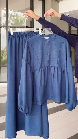 Tak banyak noise, tapi banyak style. Itu kekuatan set macam ni.💙 #fyppppppppppppppppppppppp #OOTDMurah #newcollection #outfitideas #setblouseskirt 