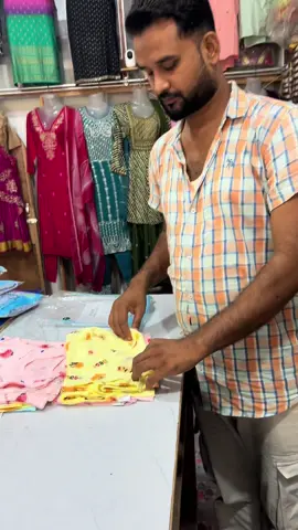 #creatorsearchinsights #viralvideo #trending #foryoupage #Ajmeri #fashion#collection#whastapp number 9864209580#online Keli Liye is number Pesar Kade#👕