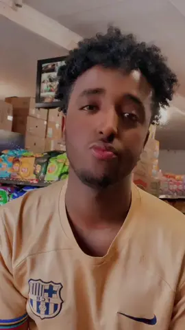 Mid kale ani I dhadhim 🫣#zackzubeir #somalitiktok🇸🇴 #foryoupage 