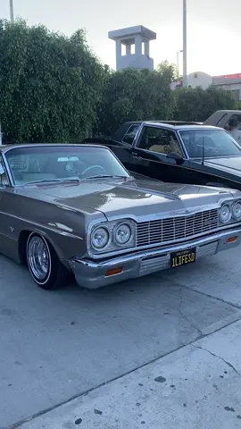 Impala 64 , Tijuana B.C 🇲🇽🔥 #mexico #fyp #foryoupage #mexicanos #chicano #chicanostyle #lowrider #lowriders #lowriderlifestyle #impala #clasico #tijuana #hydraulic #cholo #chevy 