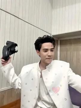 Sự khác nhau giữa Tongtai vs 🐼🤡🤡 #quanghungmasterd #gautruc #panda #lequanghung #QuangHungMasterD #xuhuong #xh #xhhhhhhhhhhhhhh #xhtiktok  #fyp #foryou #viral #tiktokviral #douyin