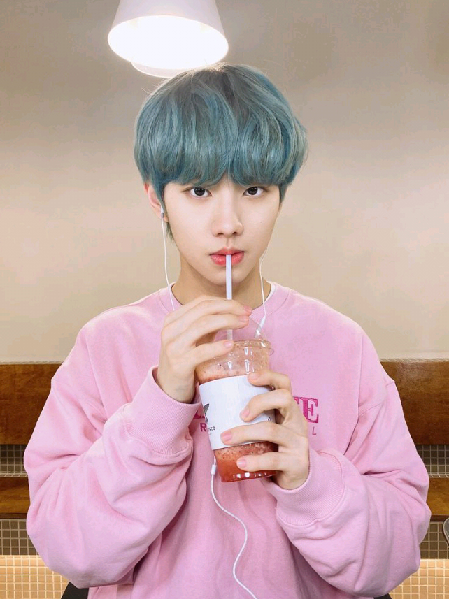 xikers yechan and junhyuk being besties was not talked about ENOUGH #bangjunhyuk#방준혁#junhyukedit#boys2planet  #xikers#xikersyechan#trainee#fypage 
