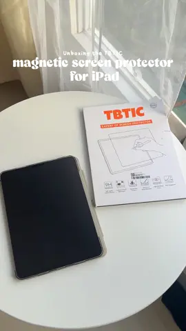 Finally found a screen protector that’s magnetic and paper-like.  It's super easy to snap on and no more fingerprints! ♡  . . #ipadsetup #ipadaccessories #screenprotector #mattescreenprotector #tbtic #paperlikescreenprotector 